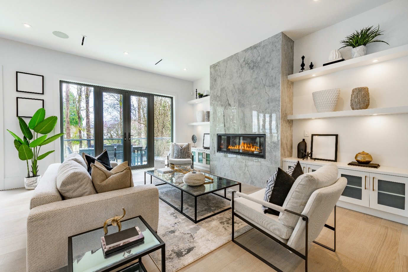 Modern residential design and build outdoor area in South London