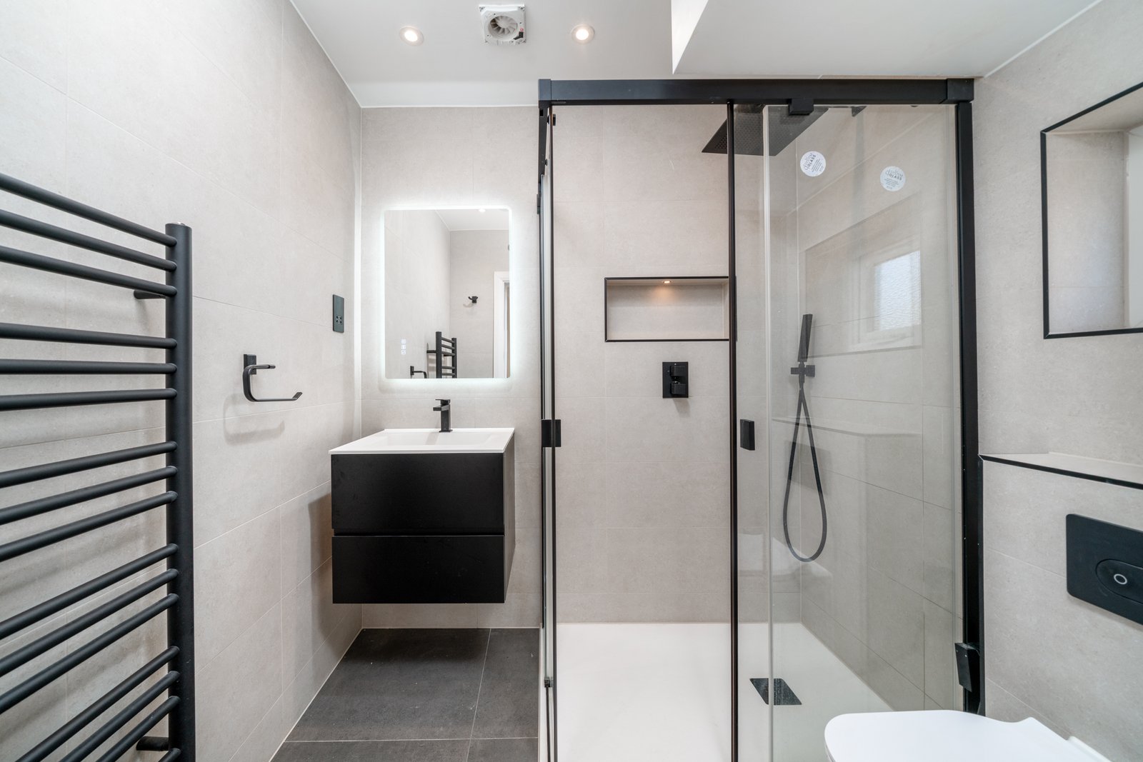 bathroom design project gallery image 34